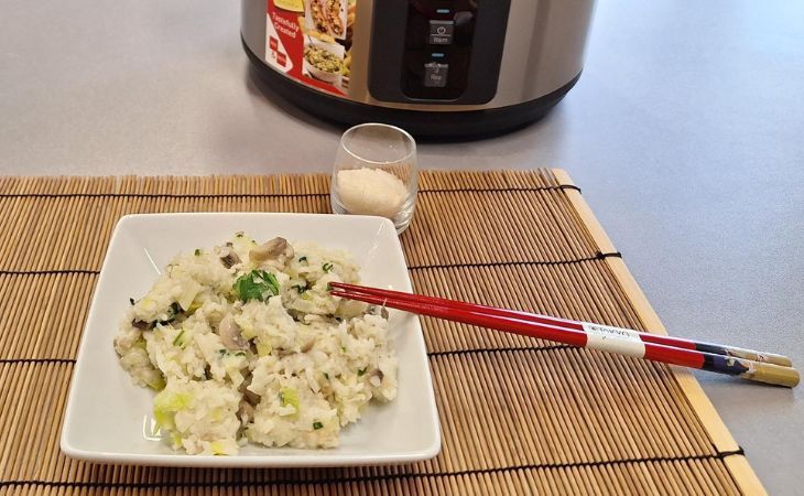 Rijst met prei, champignons en parmezaan