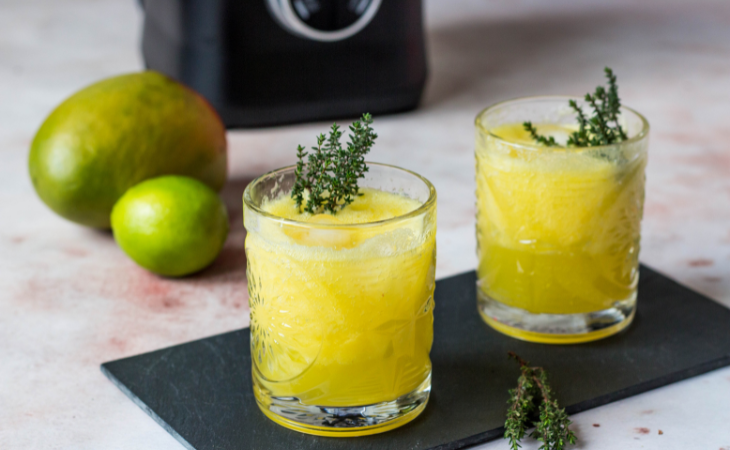 Mango-limoen Mocktail met Tijm