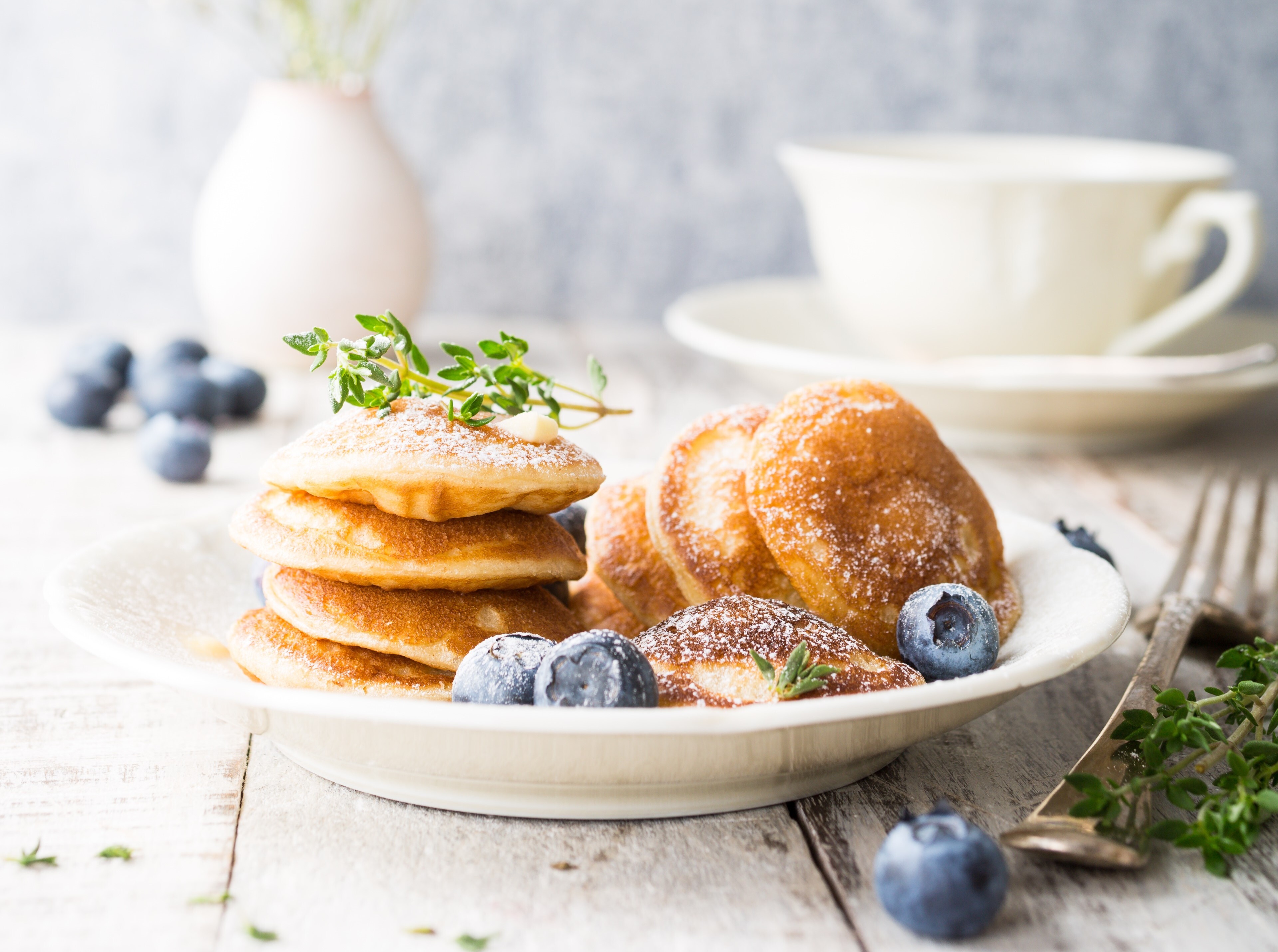 WaffleTastic® Mini pancakes with powdered sugar